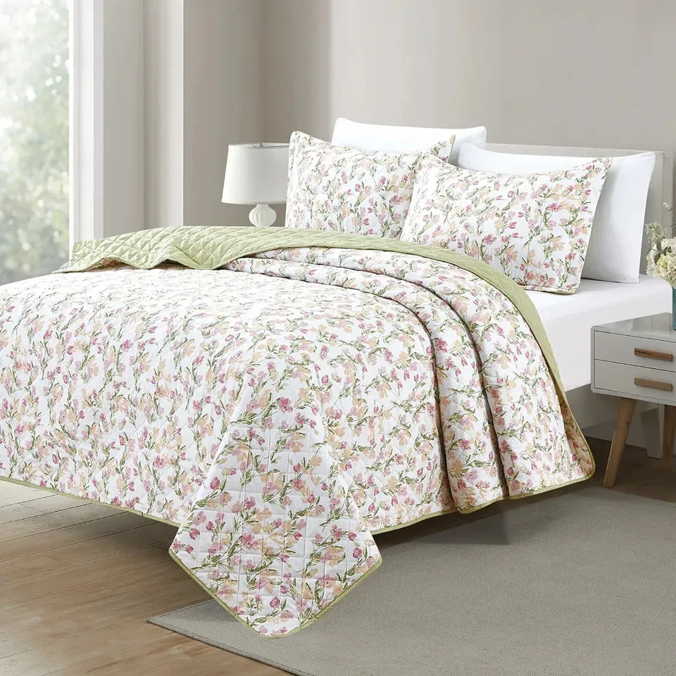 3-Piece Set: Bibb Home Printed Reversible Quilt Set