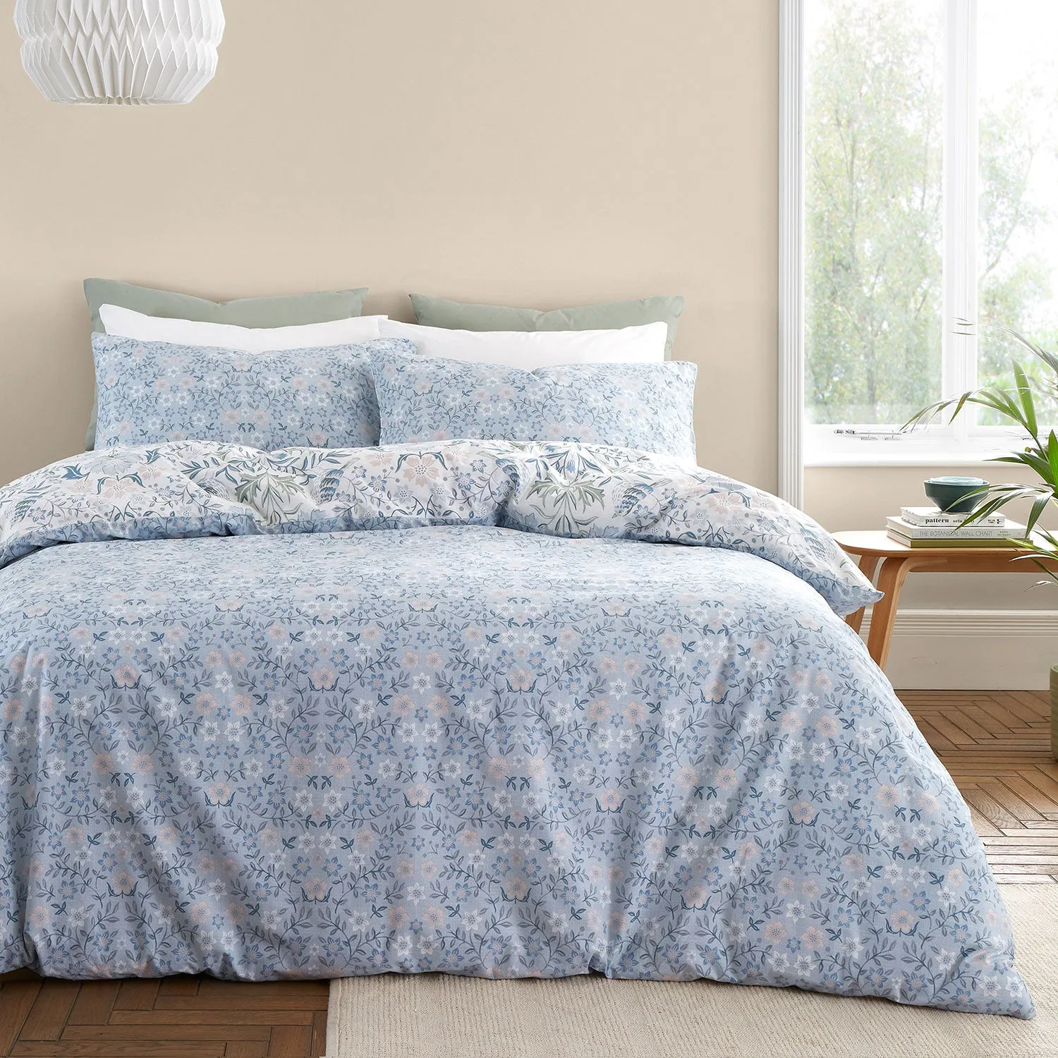 Bianca Hedgerow Hopper Blue 200TC Cotton Duvet Set