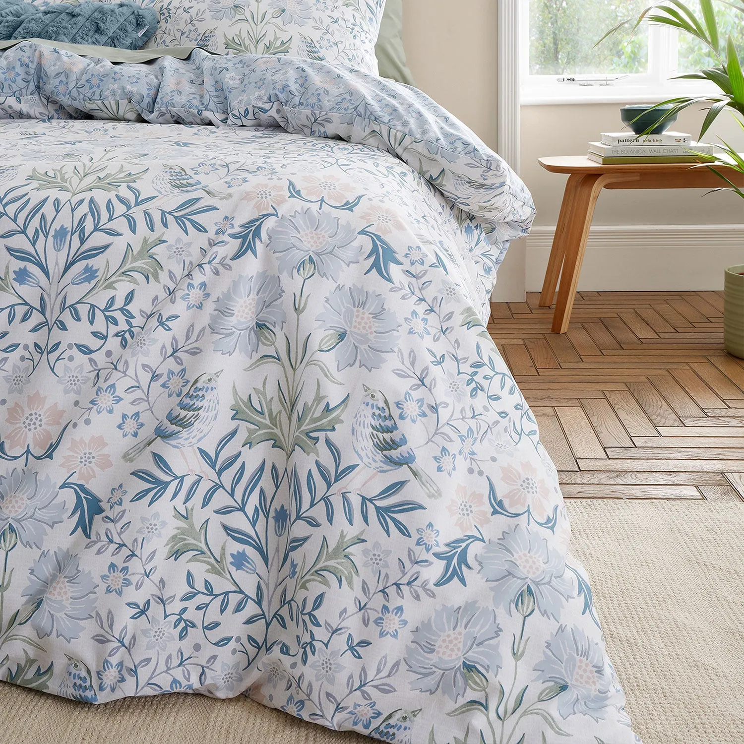 Bianca Hedgerow Hopper Blue 200TC Cotton Duvet Set