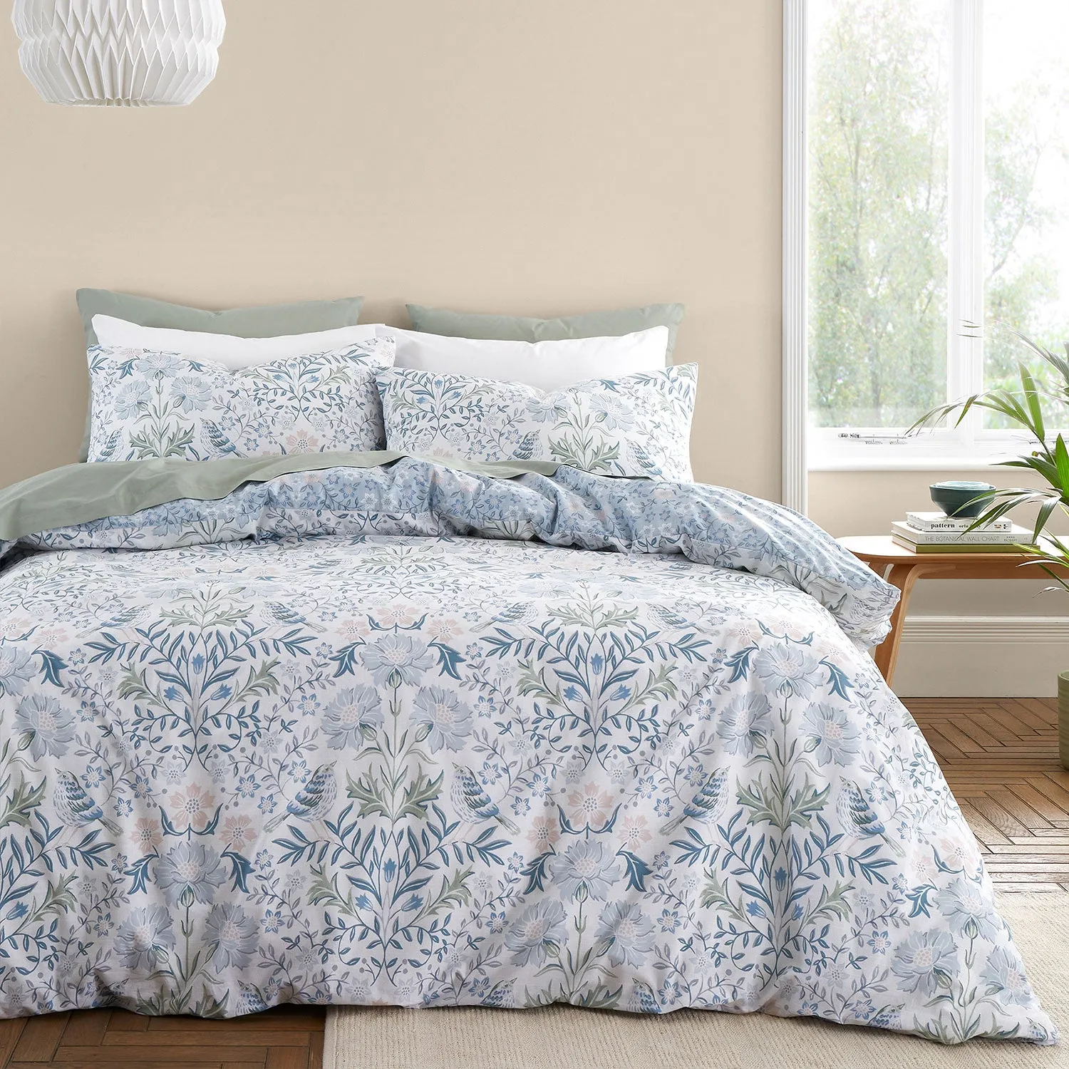 Bianca Hedgerow Hopper Blue 200TC Cotton Duvet Set