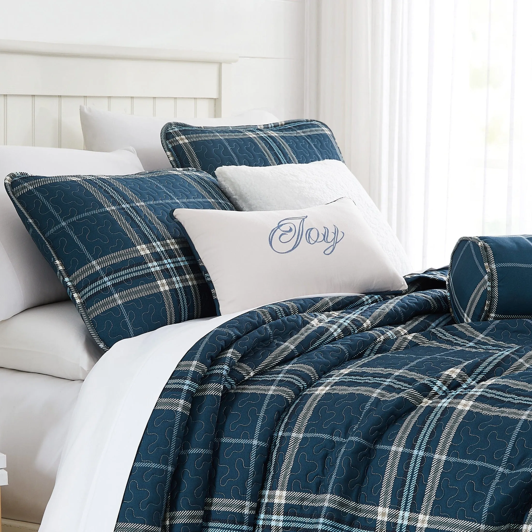 Vilano Plaid 6-Piece Quilt Bedding Set