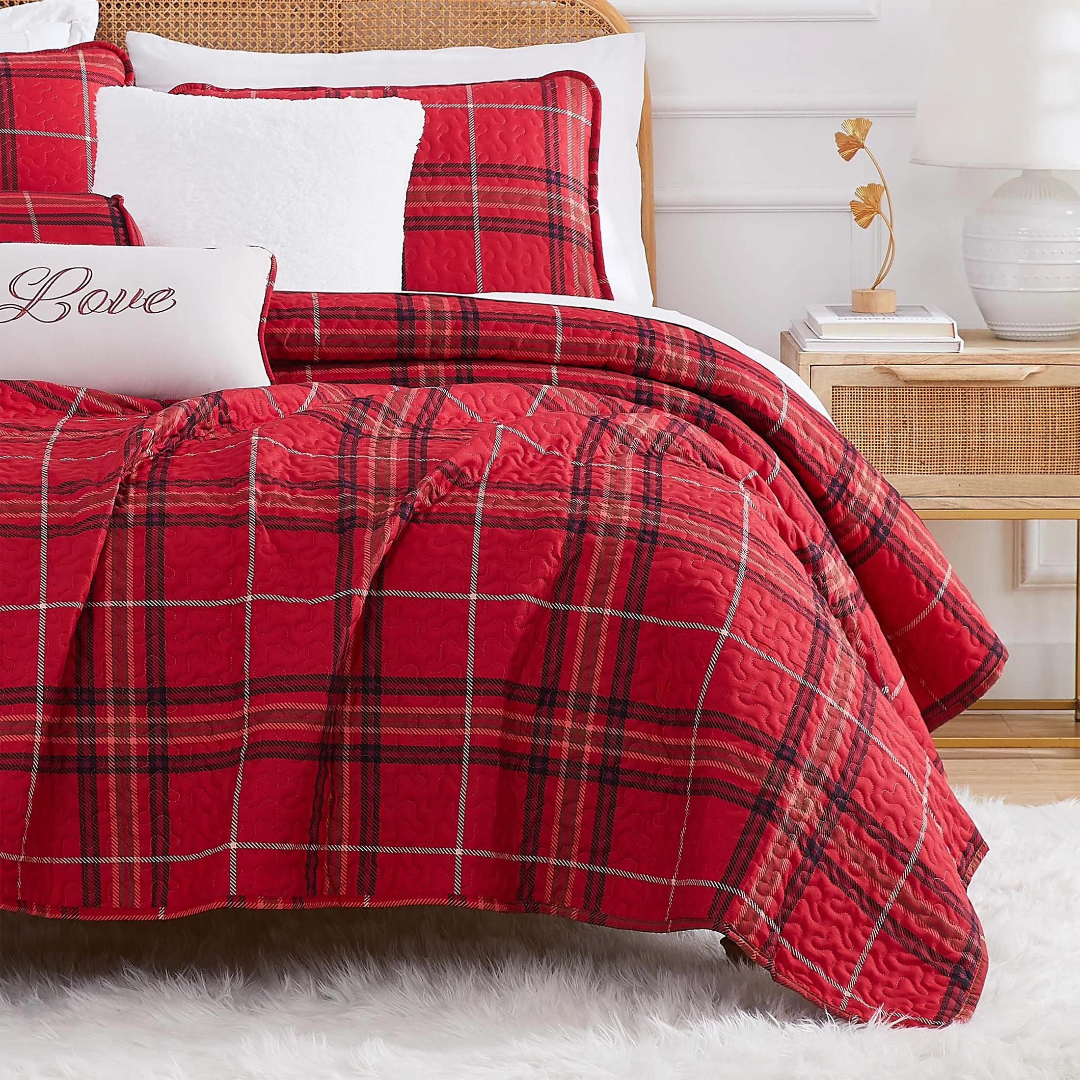 Vilano Plaid 6-Piece Quilt Bedding Set